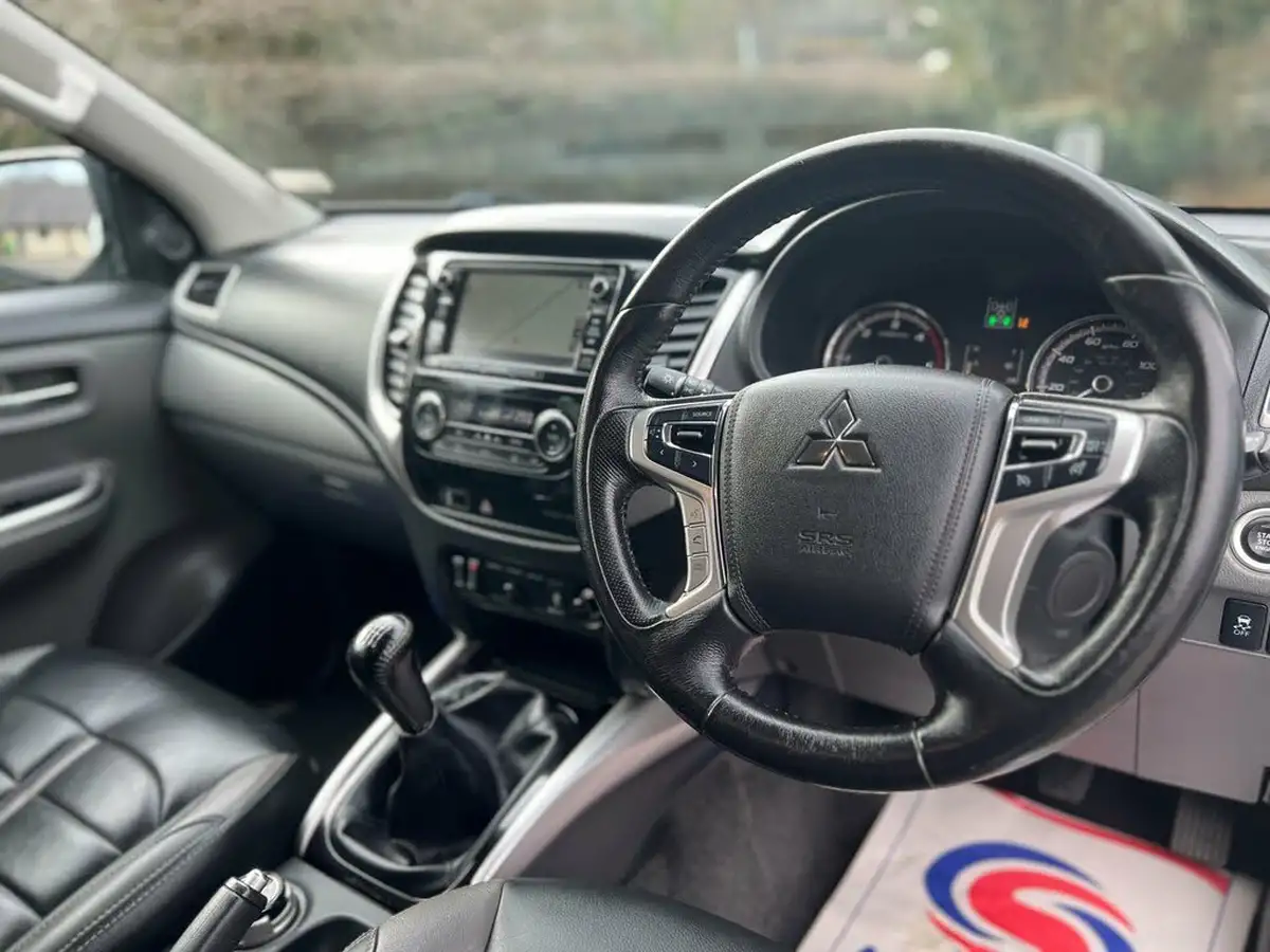 2017-mitsubishi-l200-24di-d-barbarian-178bhp-eu6-big-14