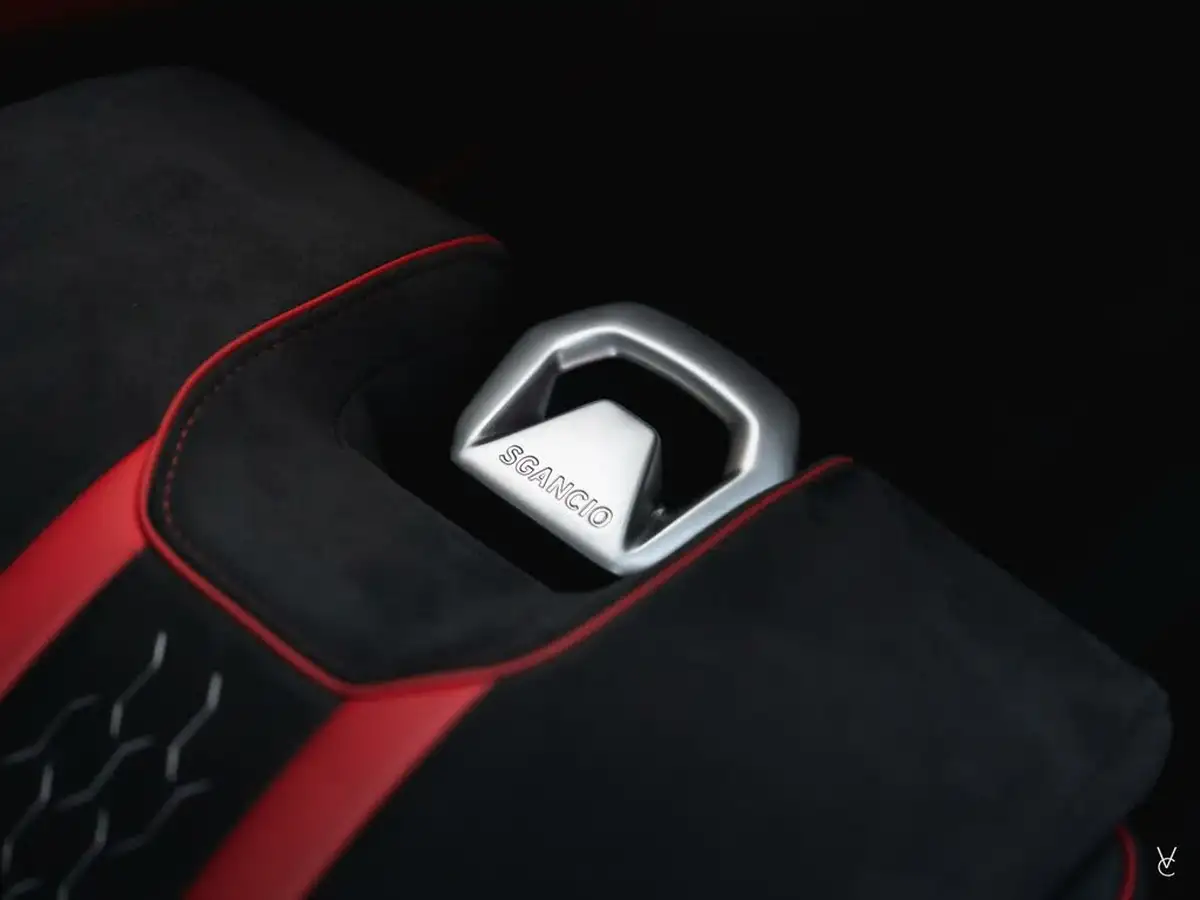 2023-lamborghini-huracan-52-tecnica-big-35