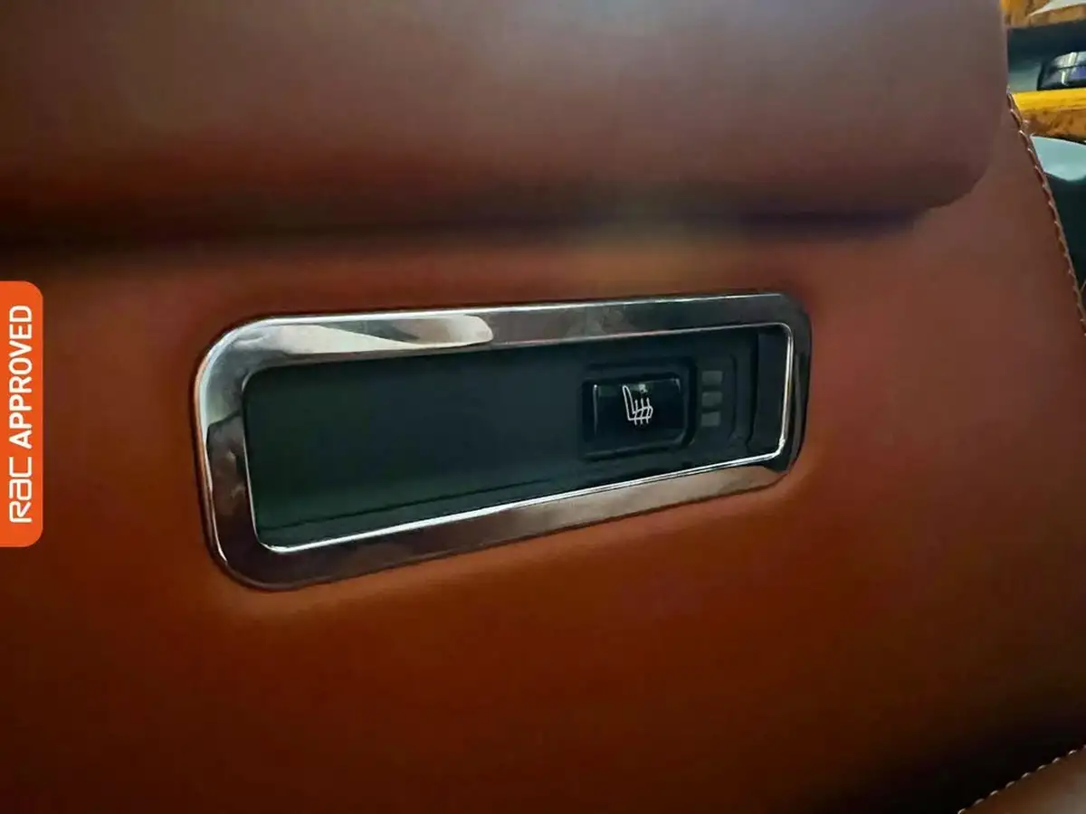 2012-rolls-royce-phantom-67-big-18