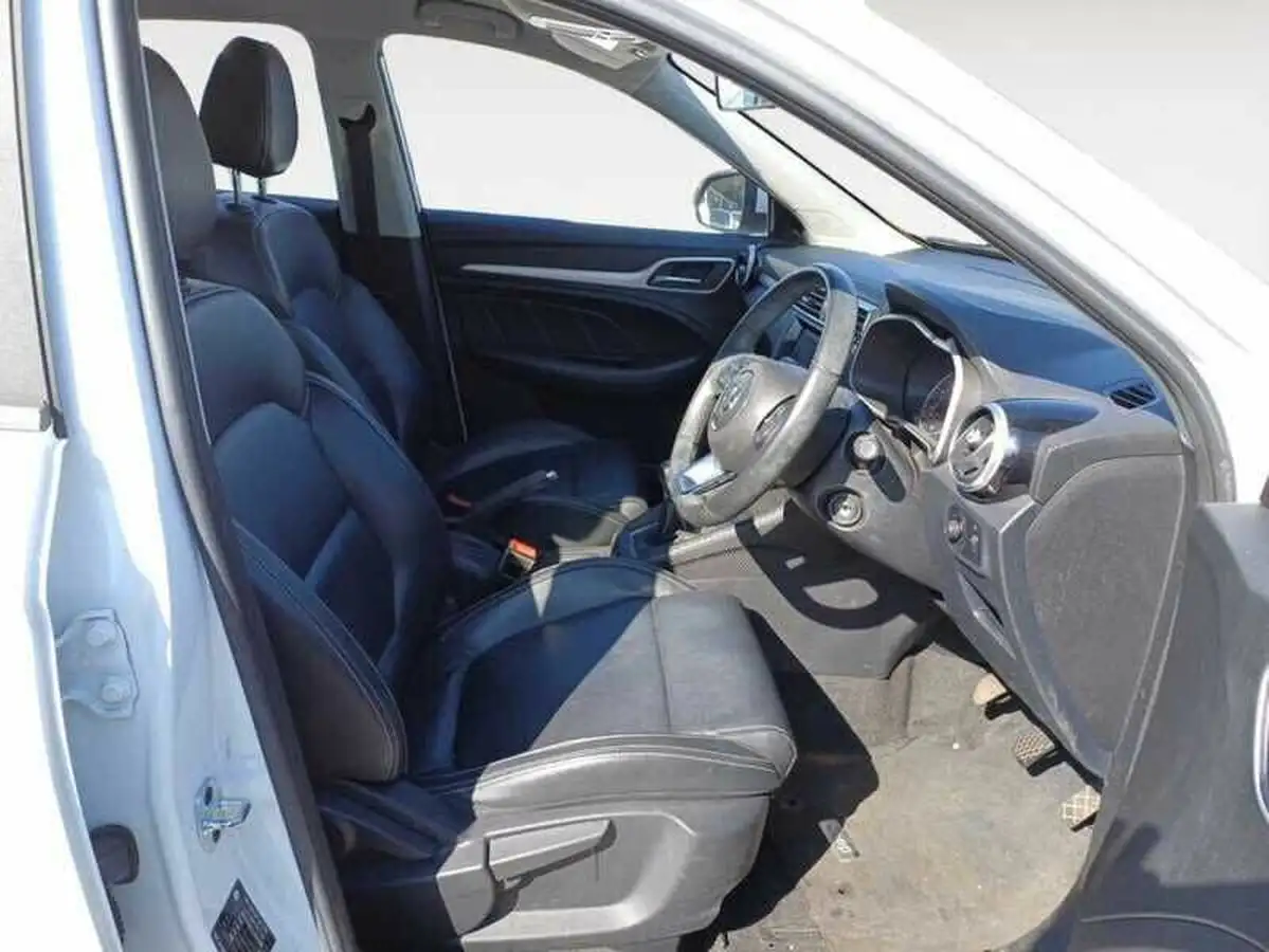 2018-mg-zs-suv-15-vti-tech-exclusive-big-3