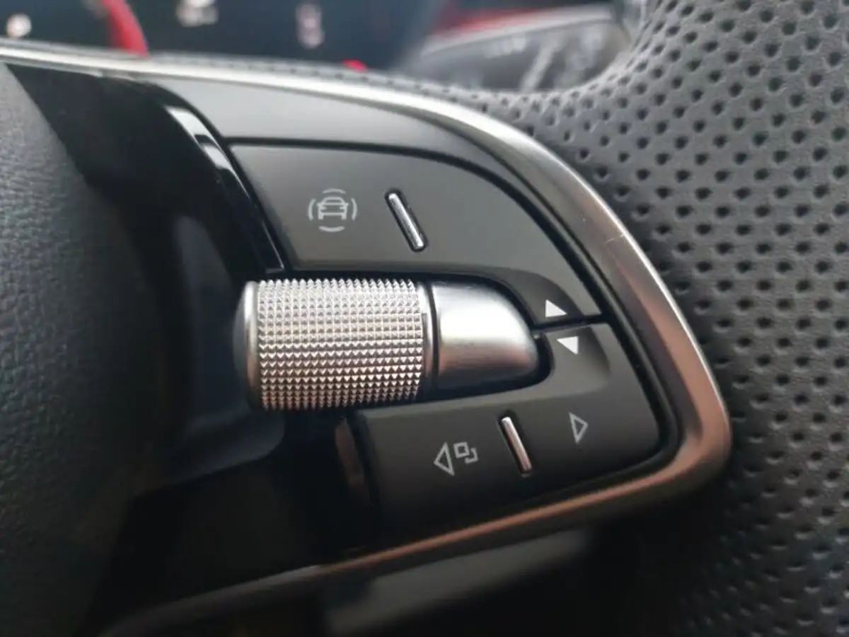 2024-skoda-fabia-15-tsi-monte-carlo-big-18