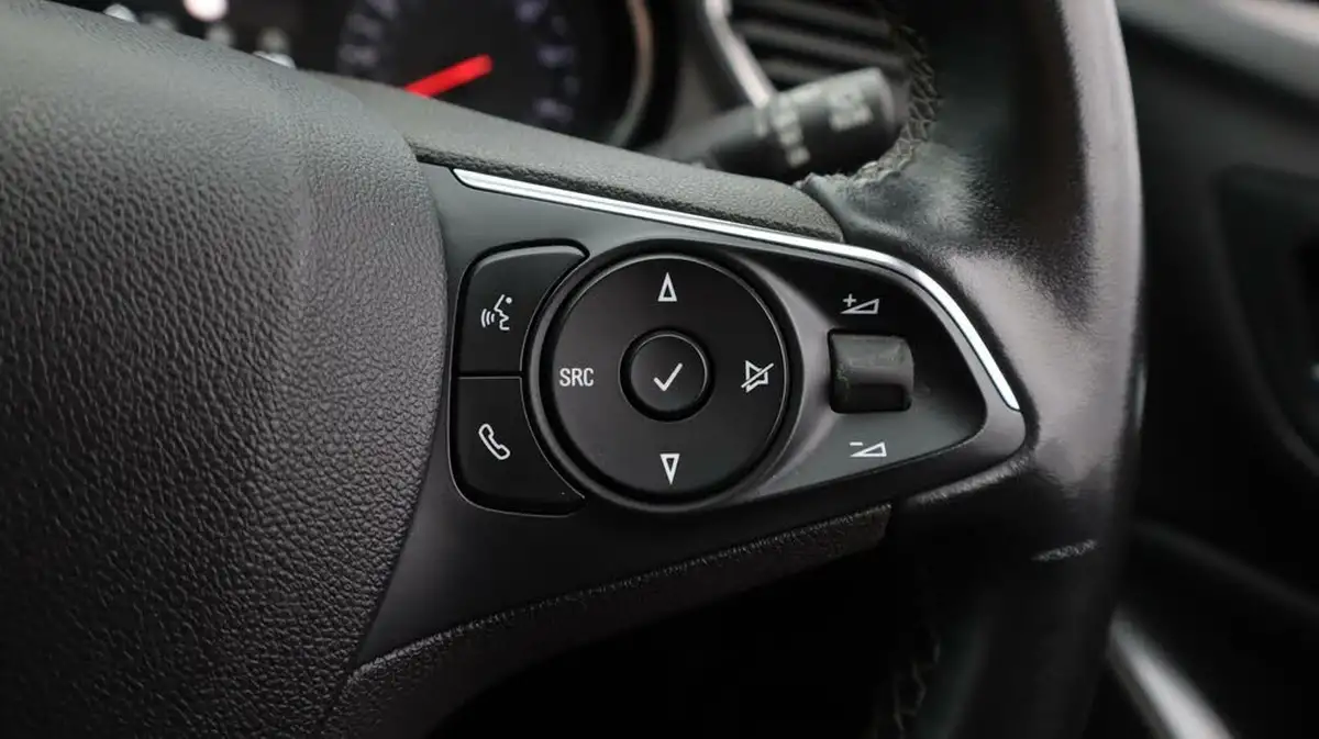 2021-vauxhall-grandland-x-12-griffin-big-25