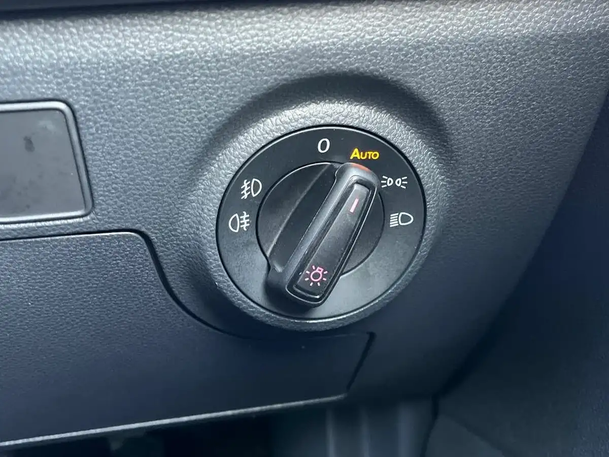 2024-seat-ibiza-10-tsi-anniversary-limited-edition-115ps-big-28