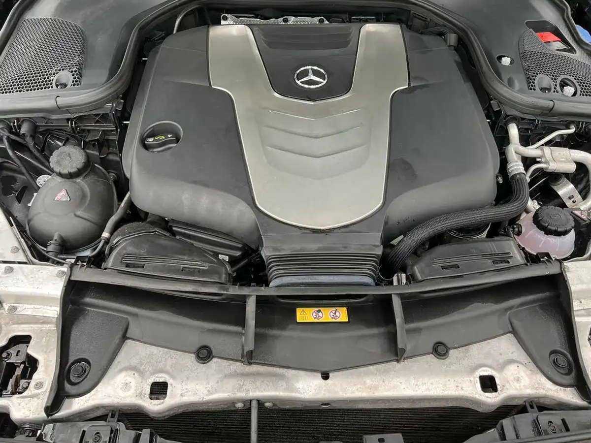 2018-mercedes-benz-e-class-30d-e350d-amg-line-premiumss-coupe-2d-4matic-big-28