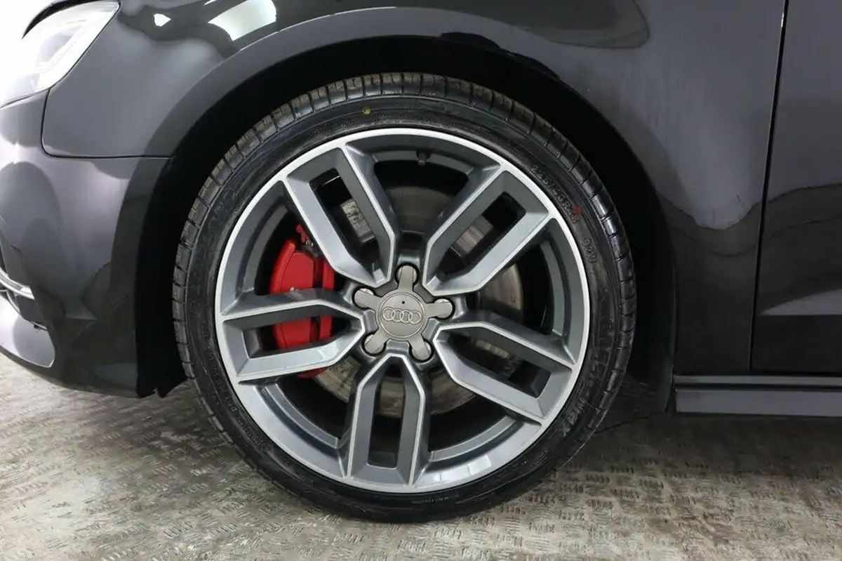 2017-audi-s3-20-tfsi-sportback-5d-s-tronic-big-32