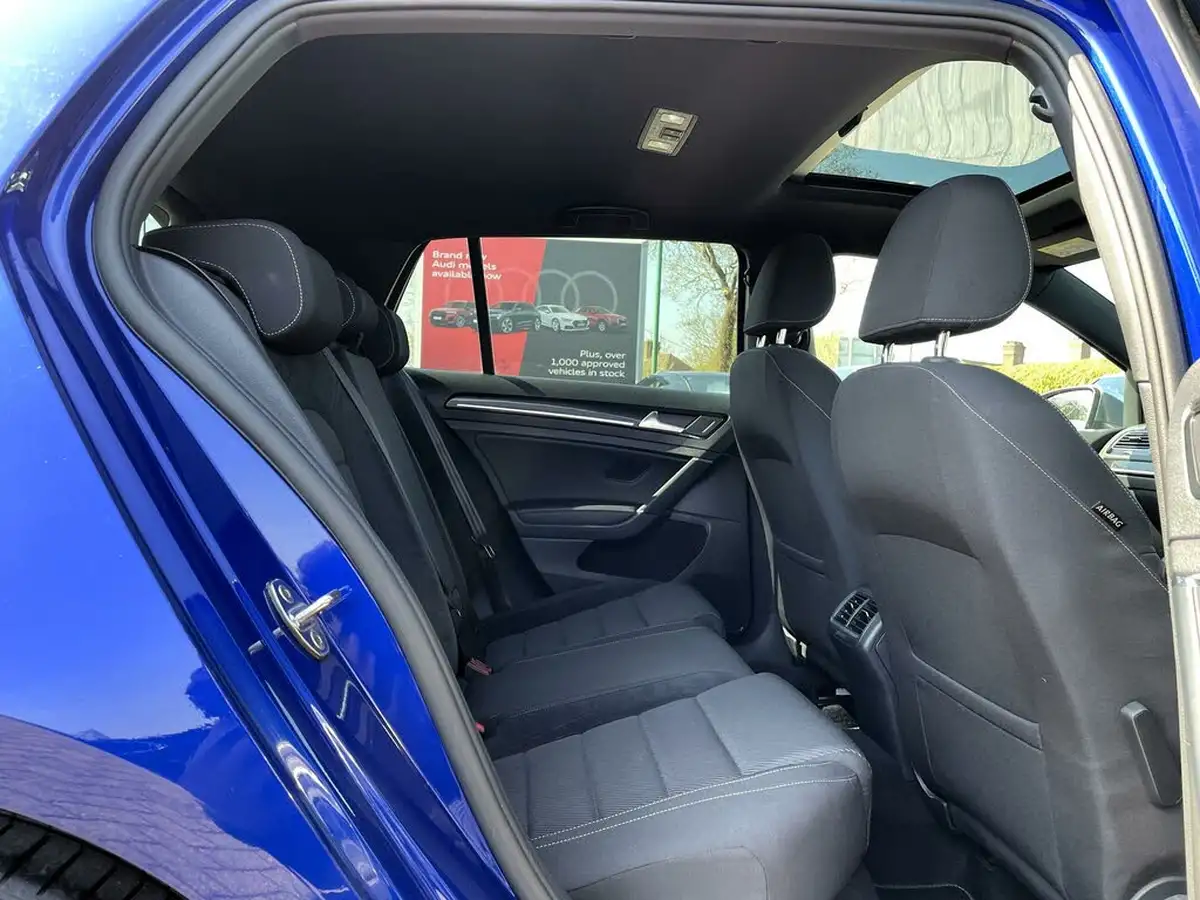 2019-volkswagen-golf-20-tsi-r-300ps-hatchback-5d-dsg-big-34