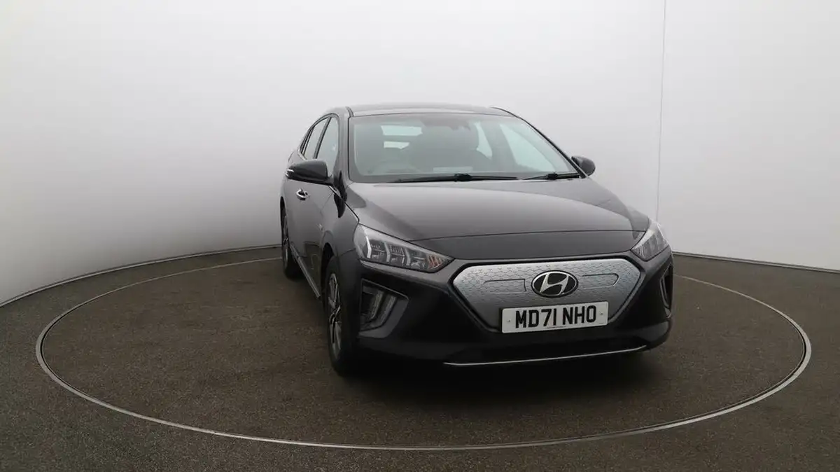 2022-hyundai-ioniq-e-premium-electric-big-36