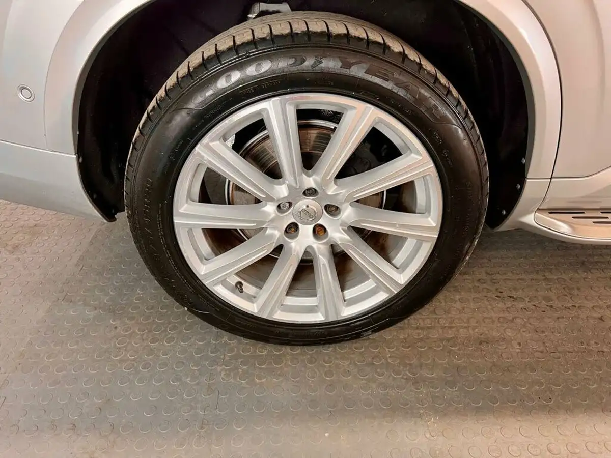 2017-volvo-xc90-20-t8-inscription-hybrid-auto-big-23