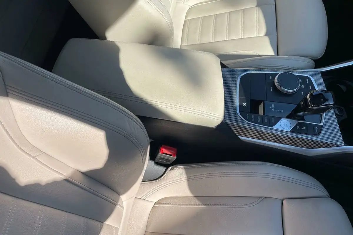 2020-bmw-3-series-20-330e-m-sport-saloon-4d-big-39