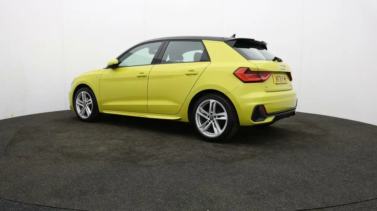 2022-audi-a1-10-25-tfsi-s-line-big-65