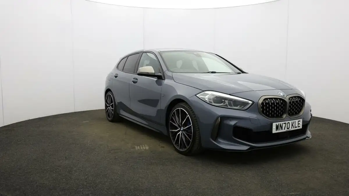 2020-bmw-1-series-20-m135i-xdrive-big-39