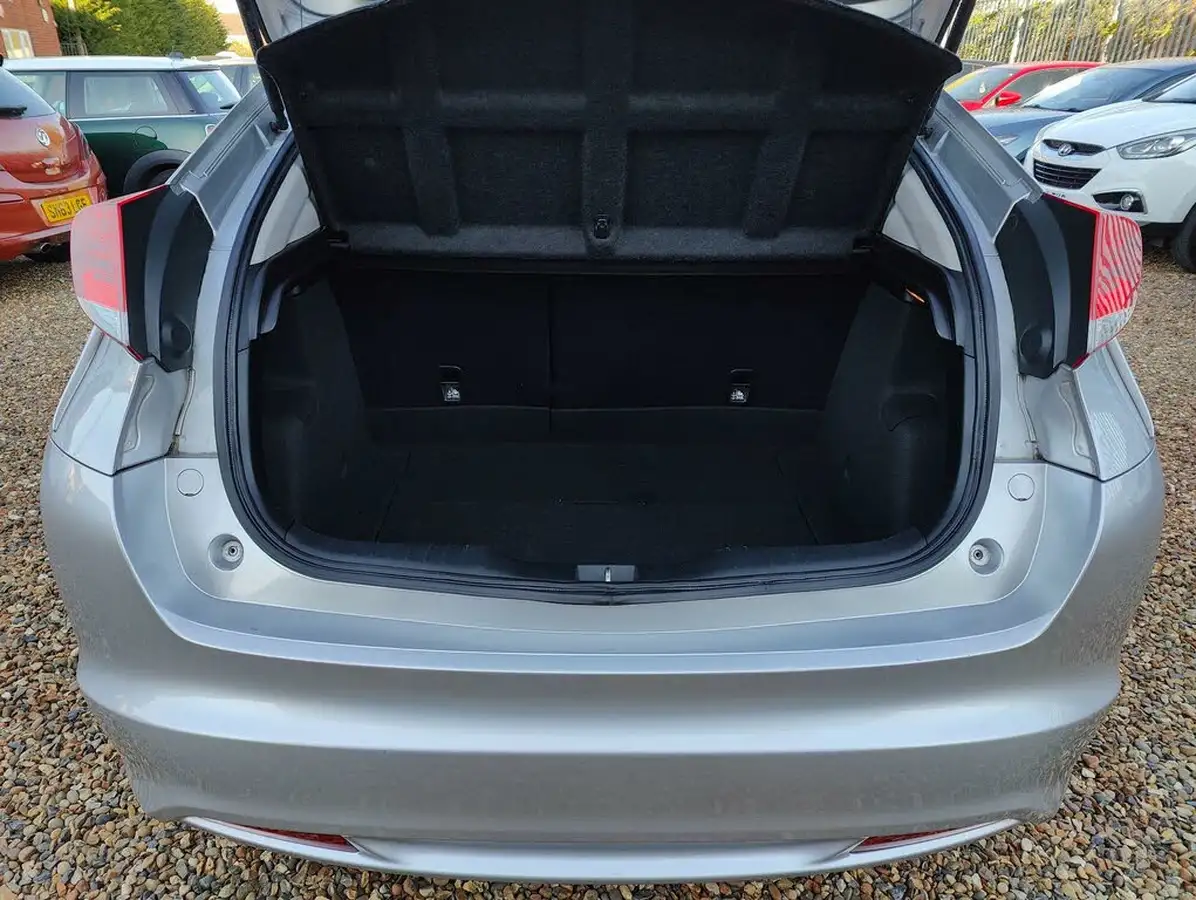2013-honda-civic-16td-es-big-7