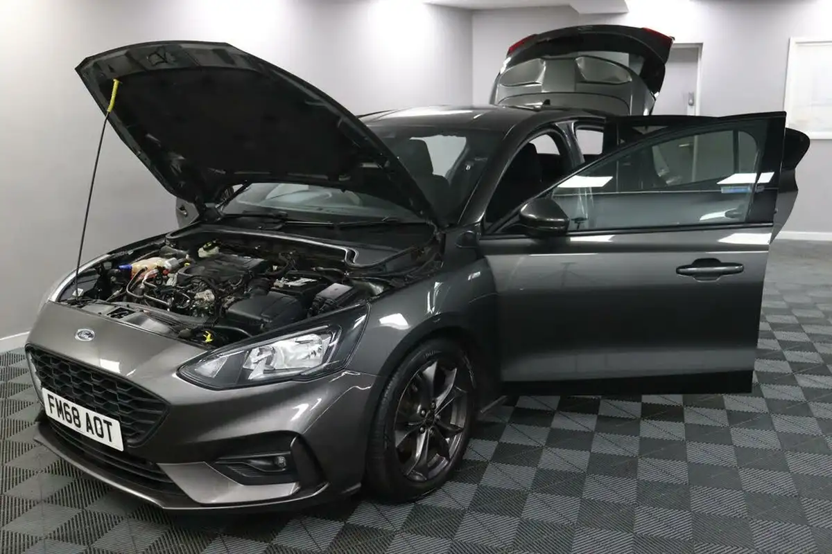 2019-ford-focus-10t-st-line-ss-hatchback-big-12