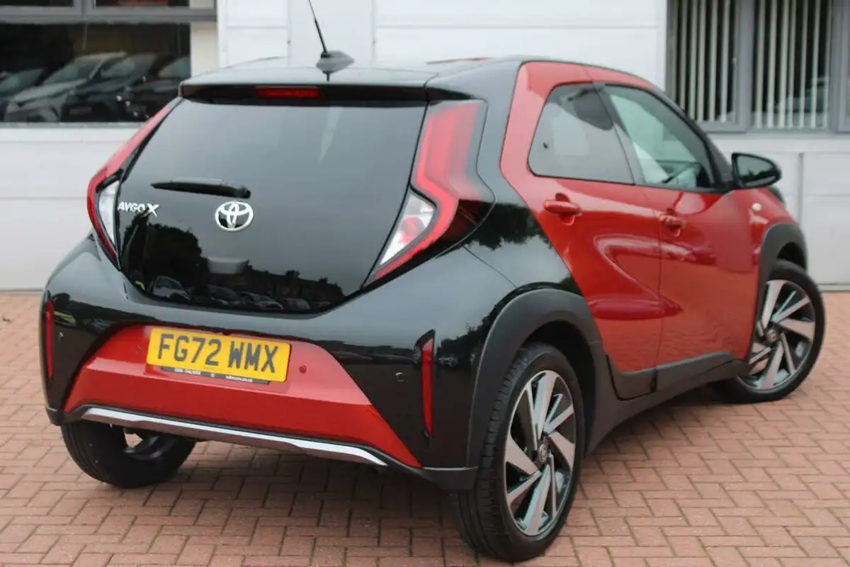 2022-toyota-aygo-x-10-vvt-i-exclusive-big-5