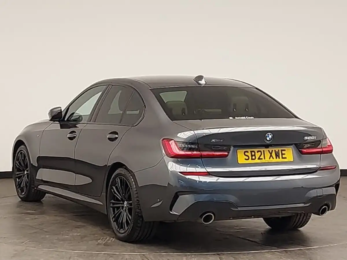 2021-bmw-3-series-20-320i-xdrive-m-sport-big-1