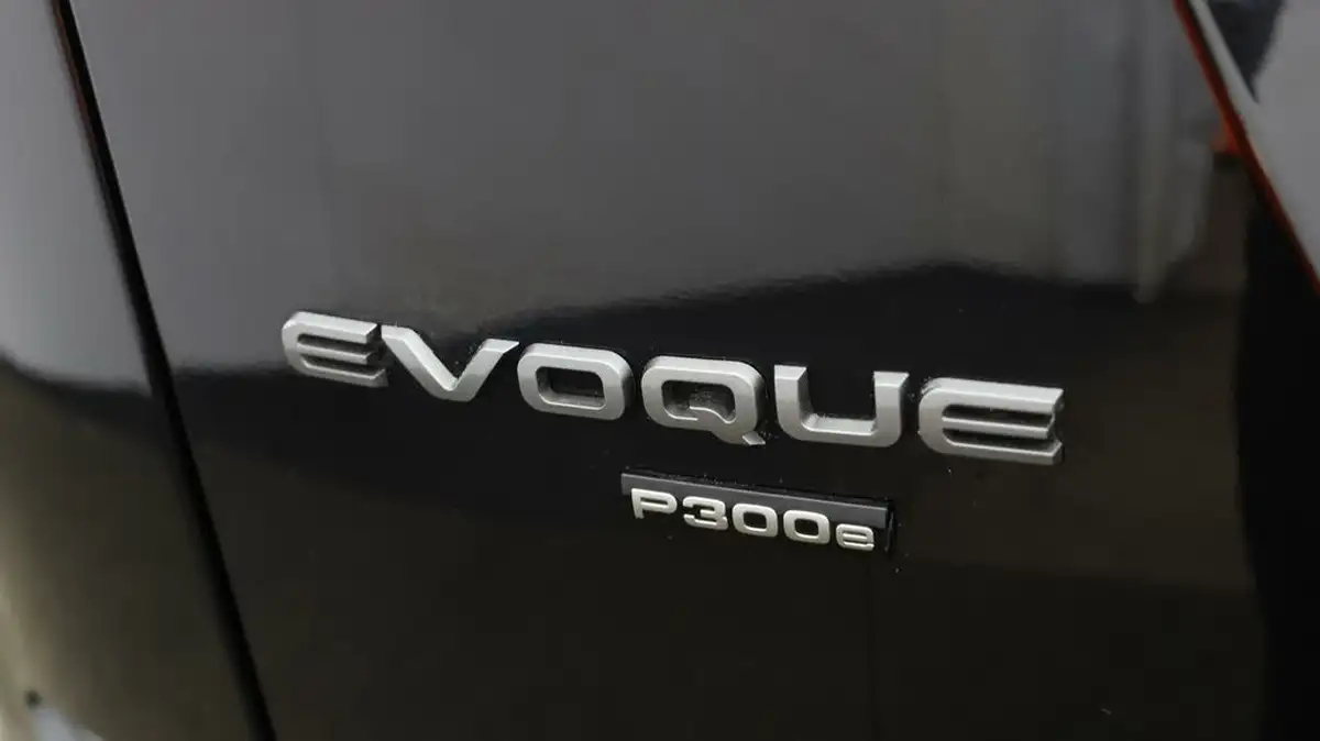 2021-land-rover-range-rover-evoque-15-p300e-r-dynamic-s-big-19