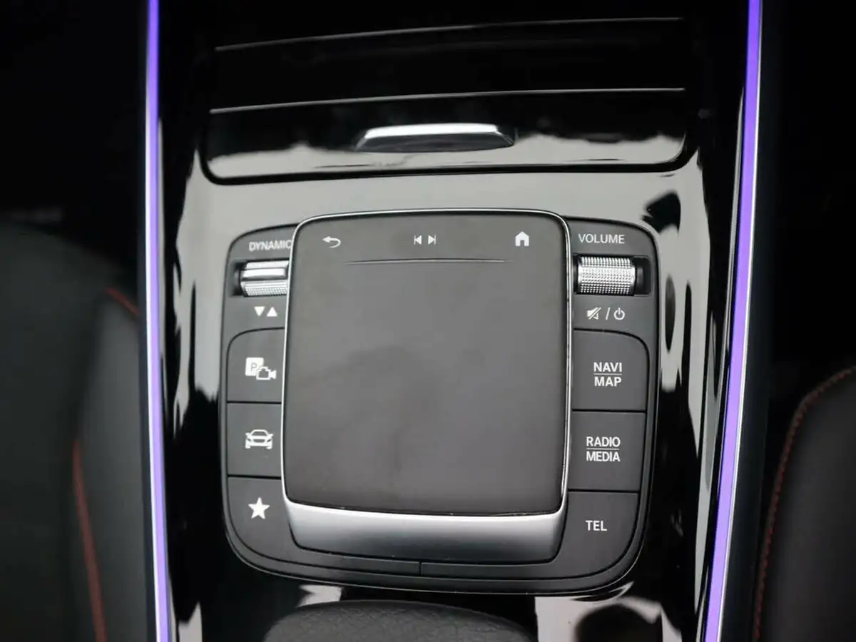 2022-mercedes-benz-eqa-e-eqa-250-amg-line-premium-big-19