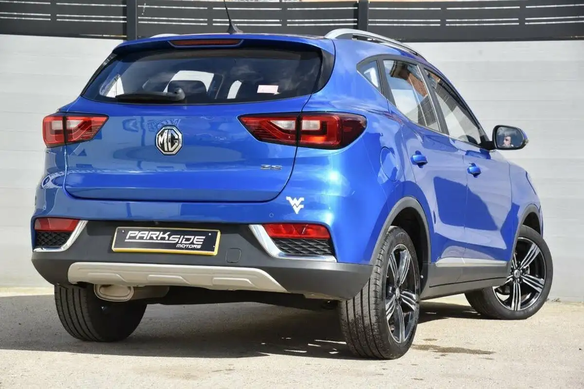 2020-mg-zs-suv-10t-gdi-exclusive-111ps-big-8