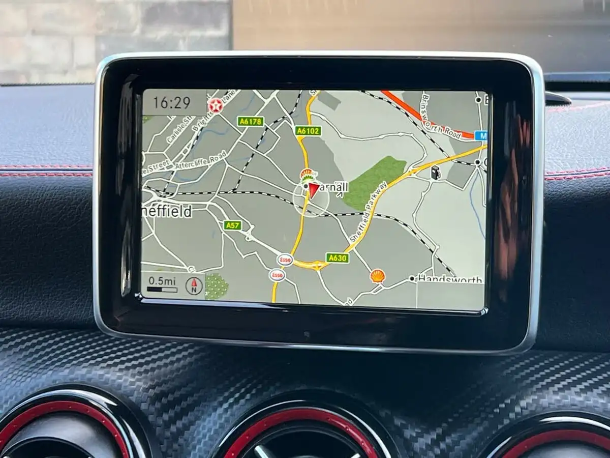 2020-tesla-model-3-e-performance-big-14