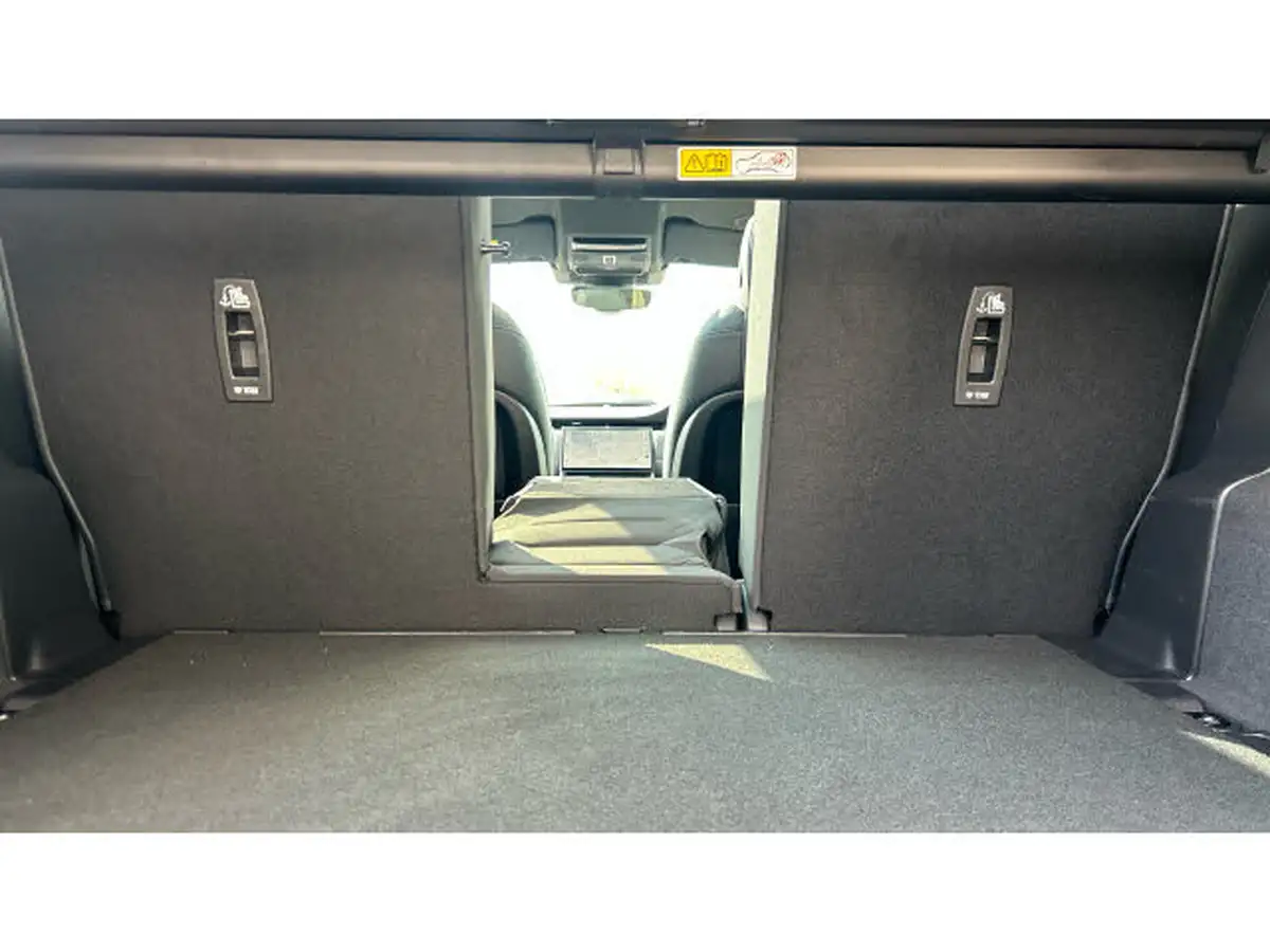 2024-land-rover-discovery-sport-20-d200-dynamic-hse-big-32