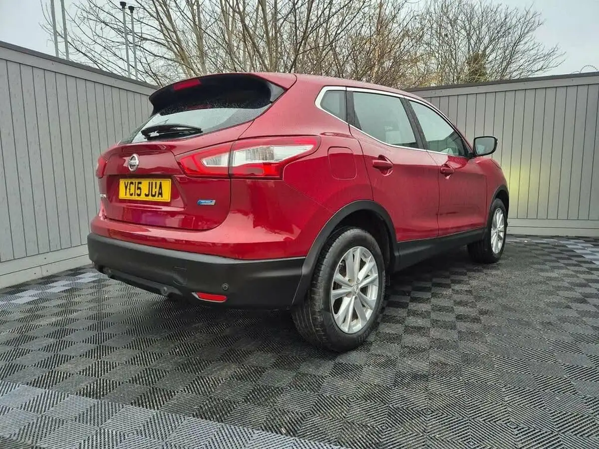 2015-nissan-qashqai-15dci-acenta-smart-vision-pack-big-13