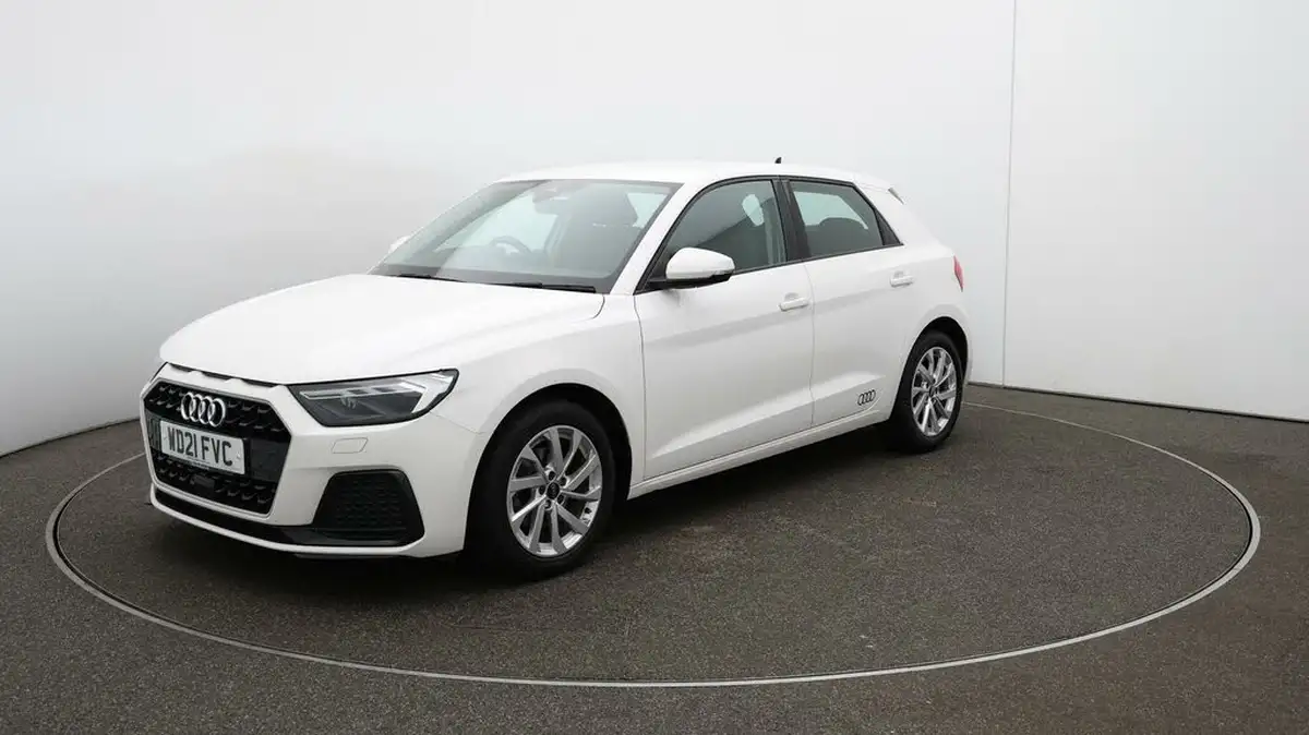 2021-audi-a1-10-30-tfsi-sport-110ps-big-3
