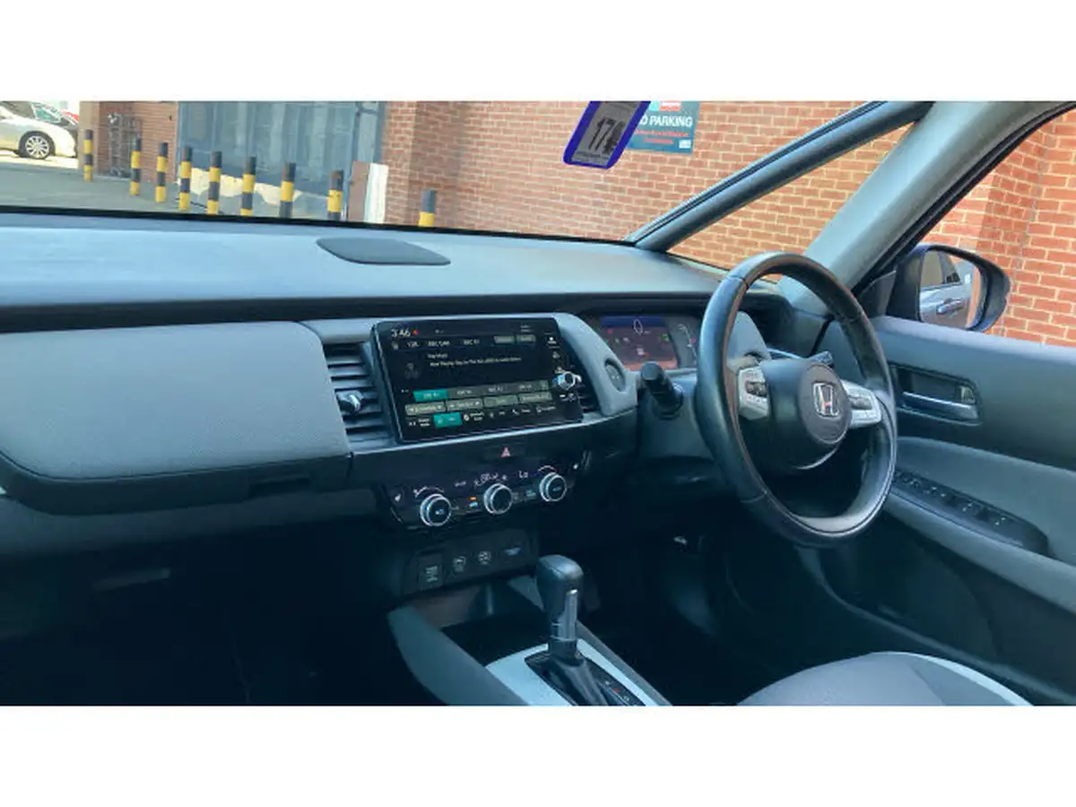 2021-honda-jazz-15-i-mmd-crosstar-ex-109ps-two-tone-big-1