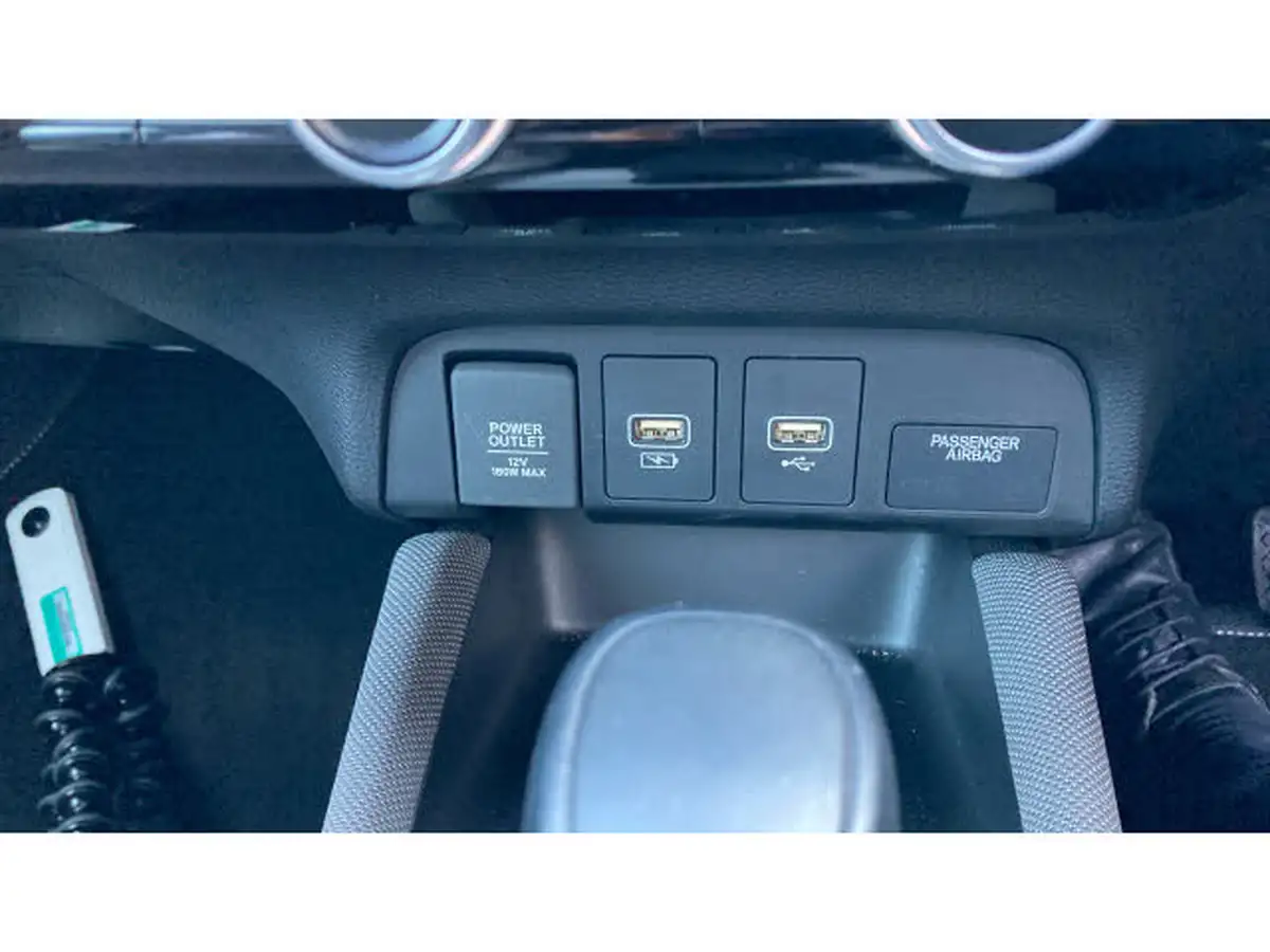2021-honda-jazz-15-i-mmd-crosstar-ex-109ps-two-tone-big-25
