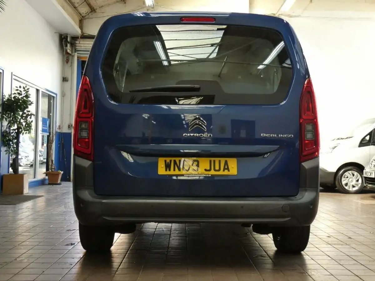 2019-citroen-berlingo-15bluehdi-flair-xl-size-130ps-eat8-big-15