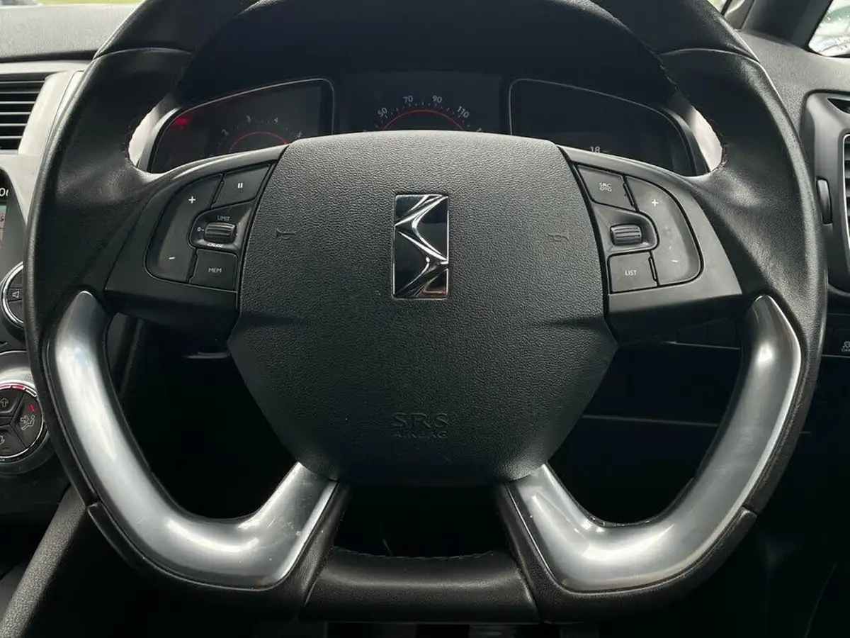 2014-citroen-ds5-20hdi-dstyle-160ps-big-22