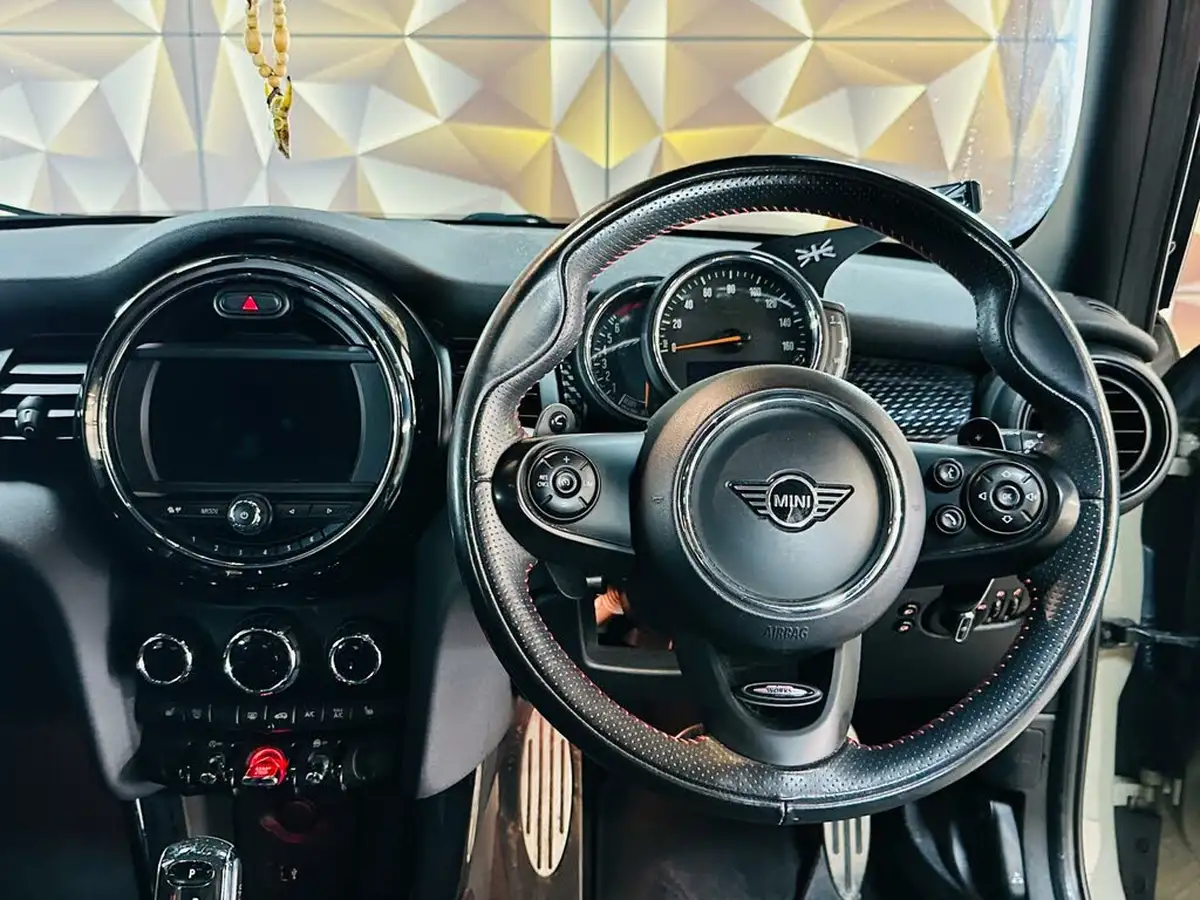 2019-mini-cooper-20-cooper-s-sport-189bhp-hatchback-5d-auto-big-39