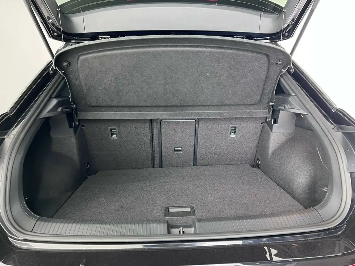 2019-volkswagen-t-roc-15-tsi-r-line-dsg-big-9