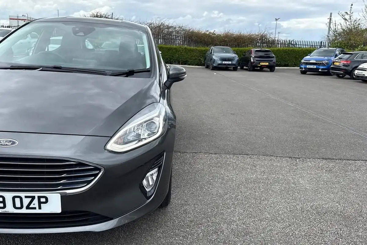 2019-ford-fiesta-10t-zetec-5d-big-25