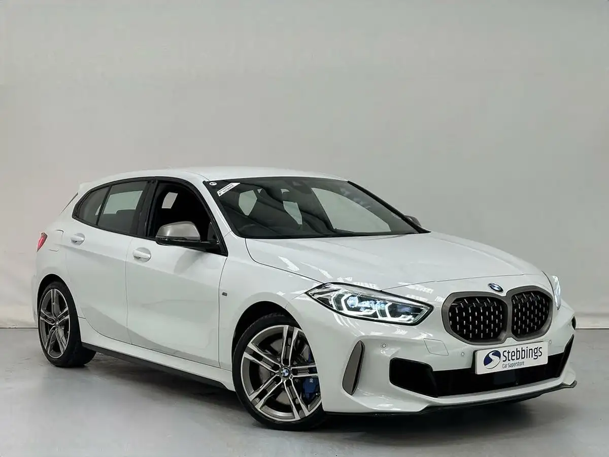 2022-bmw-1-series-20-m135i-xdrive-big-0