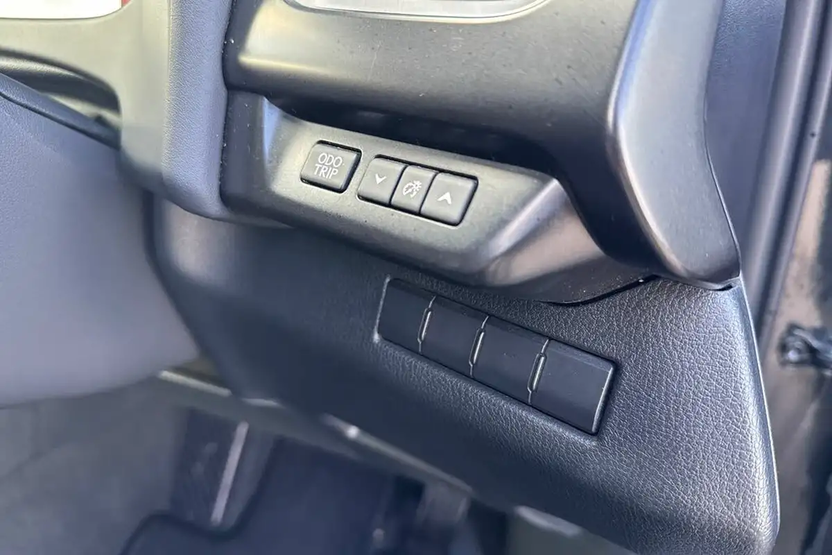 2021-lexus-ux-250h-20-ux-184bhp-without-navigation-big-23