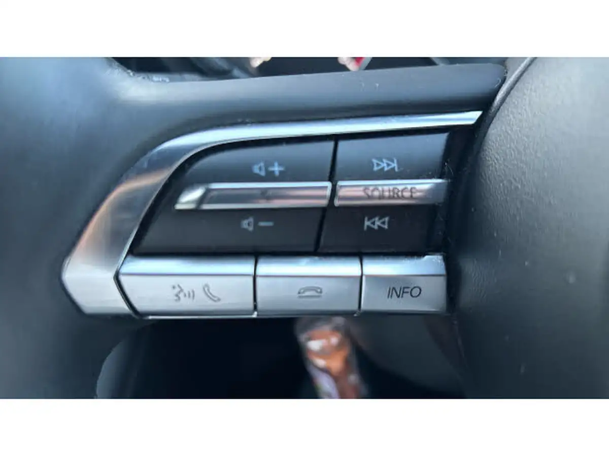 2020-mazda-mazda3-20-gt-sport-tech-122ps-hatchback-5d-big-28