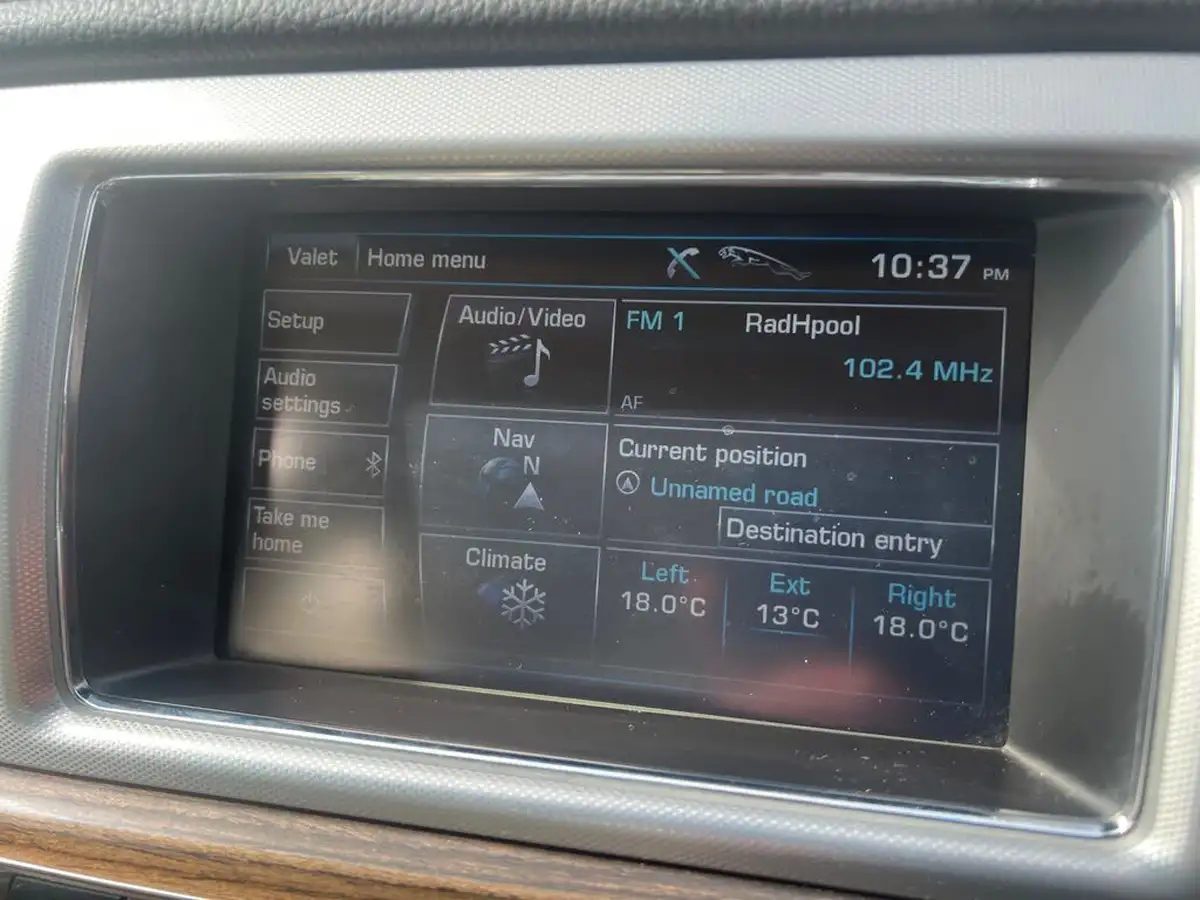 2011-jaguar-xf-22td-luxury-big-16