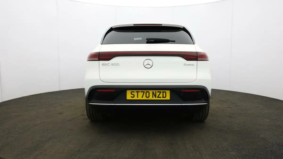 2021-mercedes-benz-eqc-e-eqc-400-amg-line-big-5