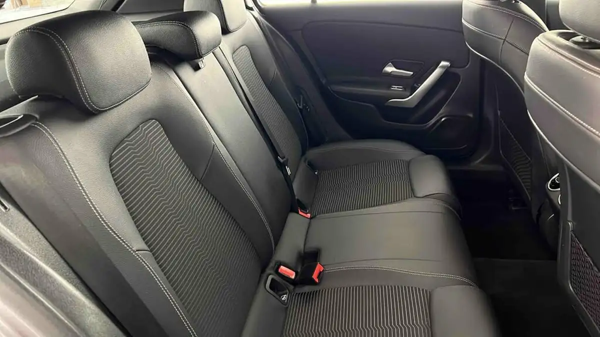 2019-mercedes-benz-a-class-13-a180-sport-hatchback-5d-1332cc-7g-dct-big-13