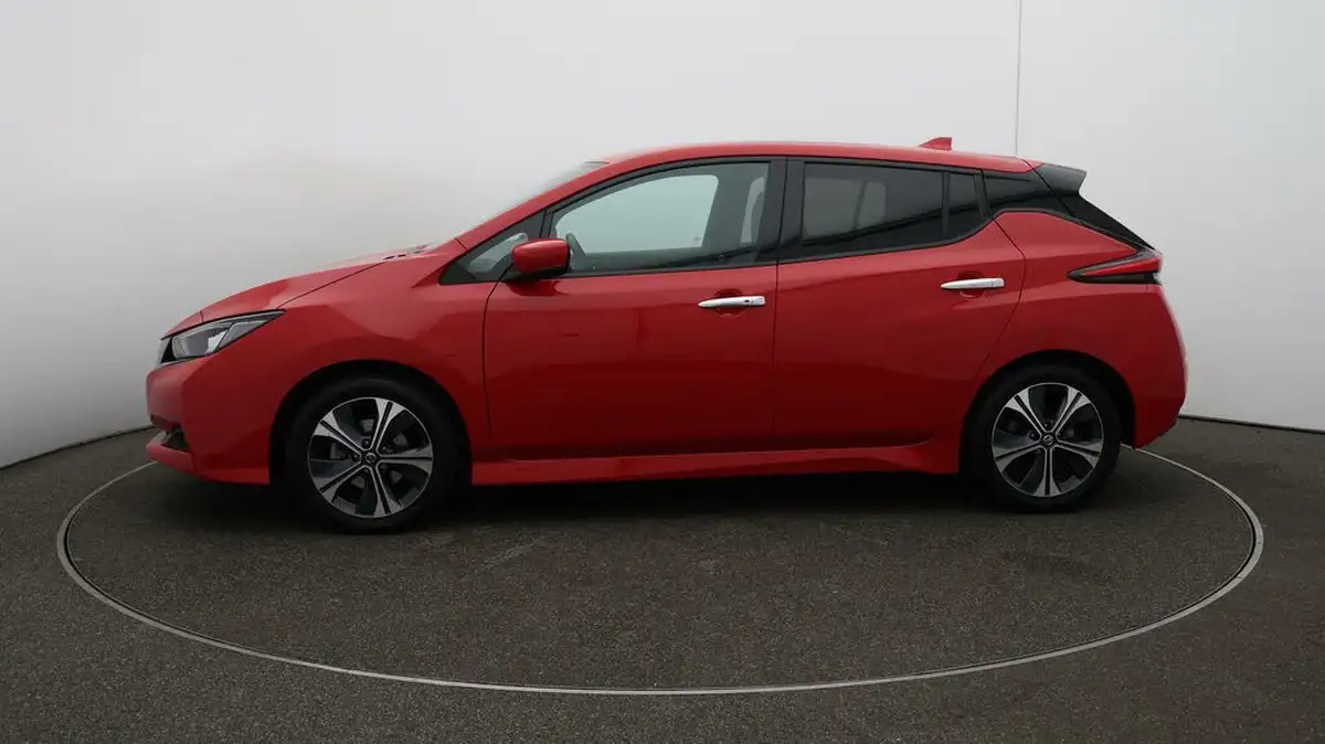 2022-nissan-leaf-e-tekna-big-4