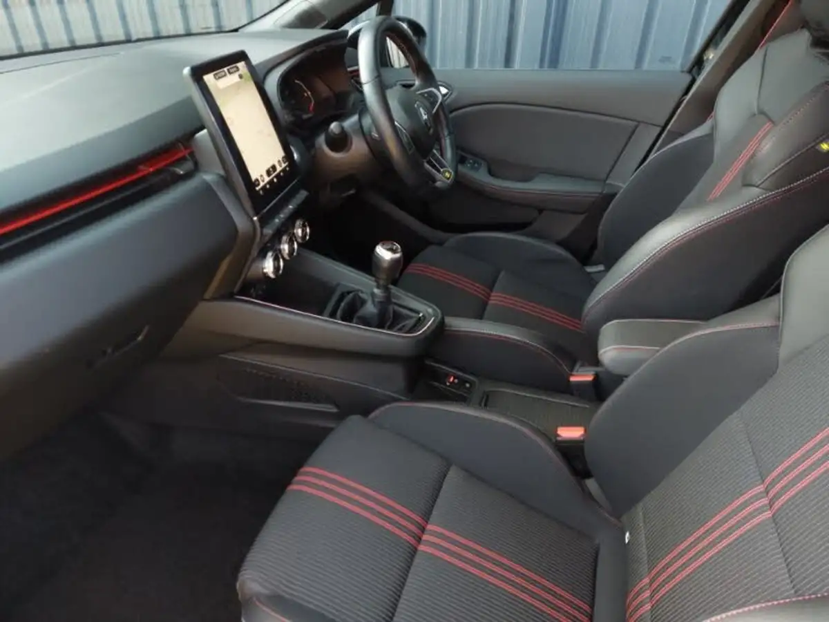 2022-renault-clio-10-tce-rs-line-rs-line-big-4
