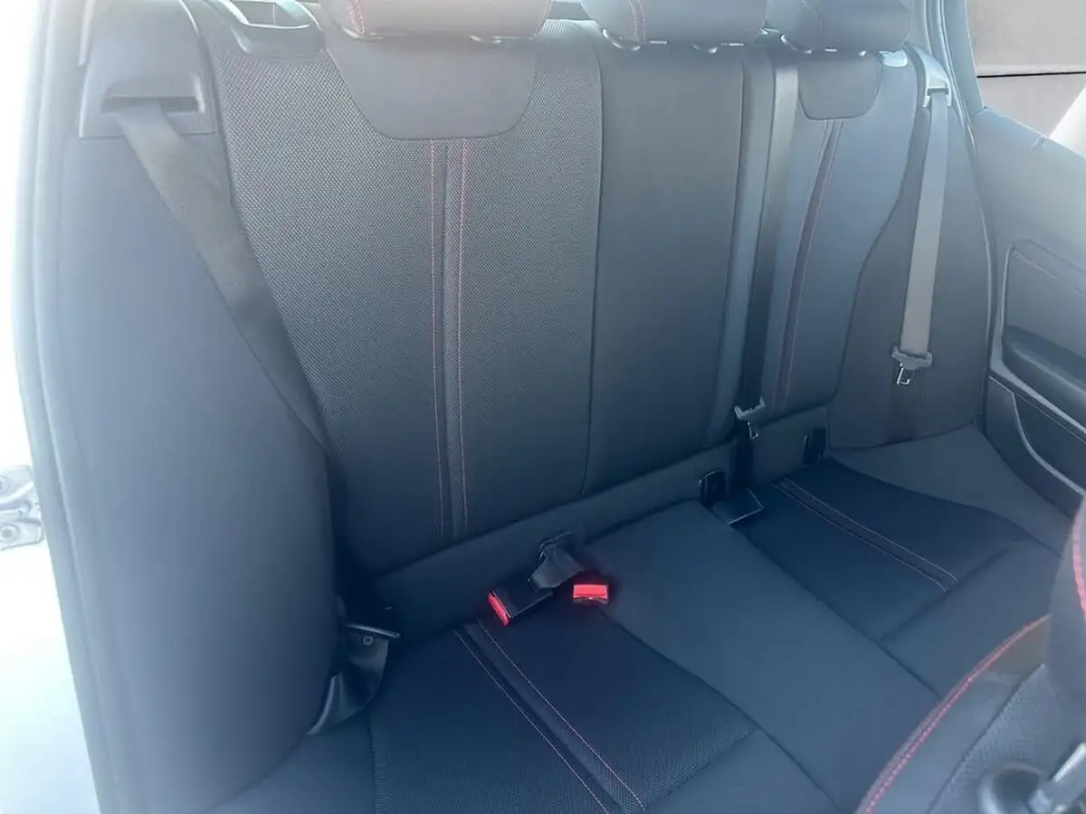 2018-bmw-1-series-15-118i-se-5d-big-11