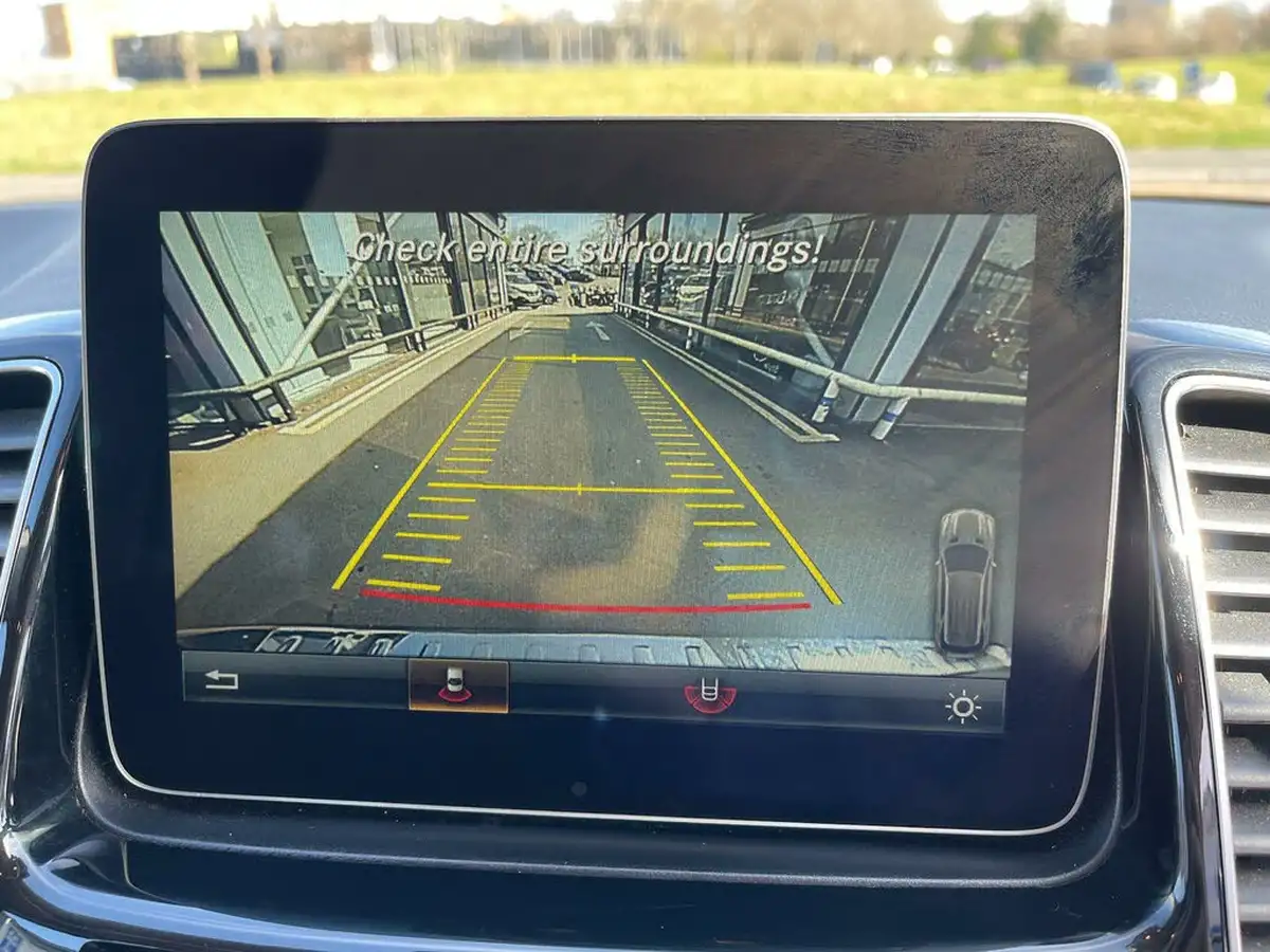 2018-mercedes-benz-gle-class-21d-gle250d-amg-line-big-29