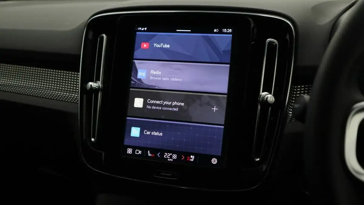 2024-volvo-xc40-20-b3-plus-big-27