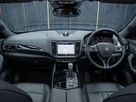 2021-maserati-levante-30-small-42