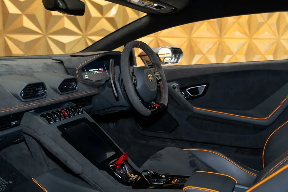 2023-lamborghini-huracan-52-tecnica-big-14