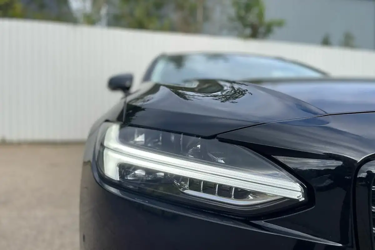 2024-volvo-v90-20-t6-plus-345bhp-dark-big-17