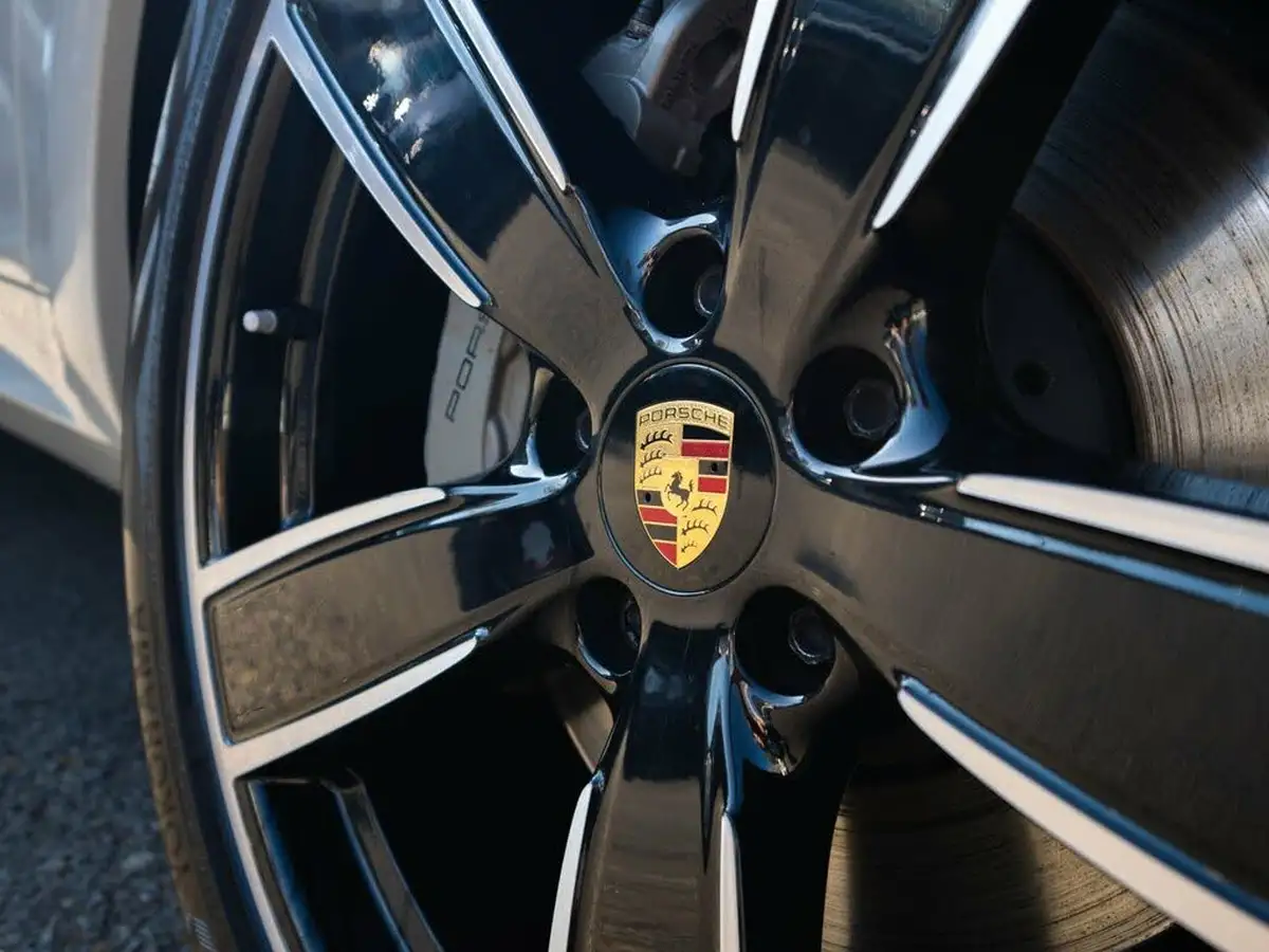 2021-porsche-cayenne-29-v6-s-coupe-big-13