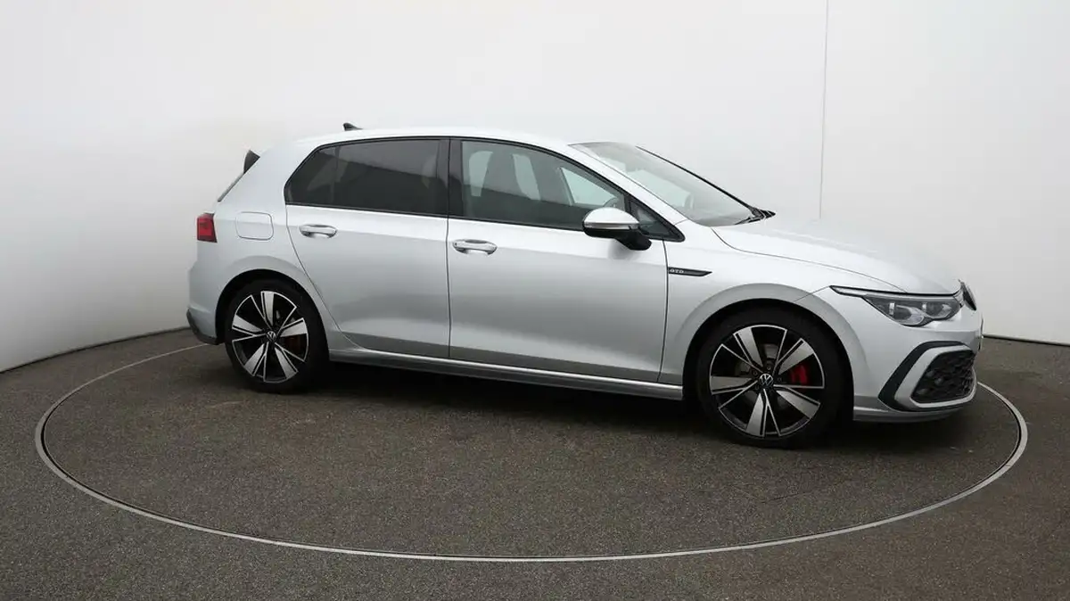 2023-volkswagen-golf-20tdi-gtd-big-39