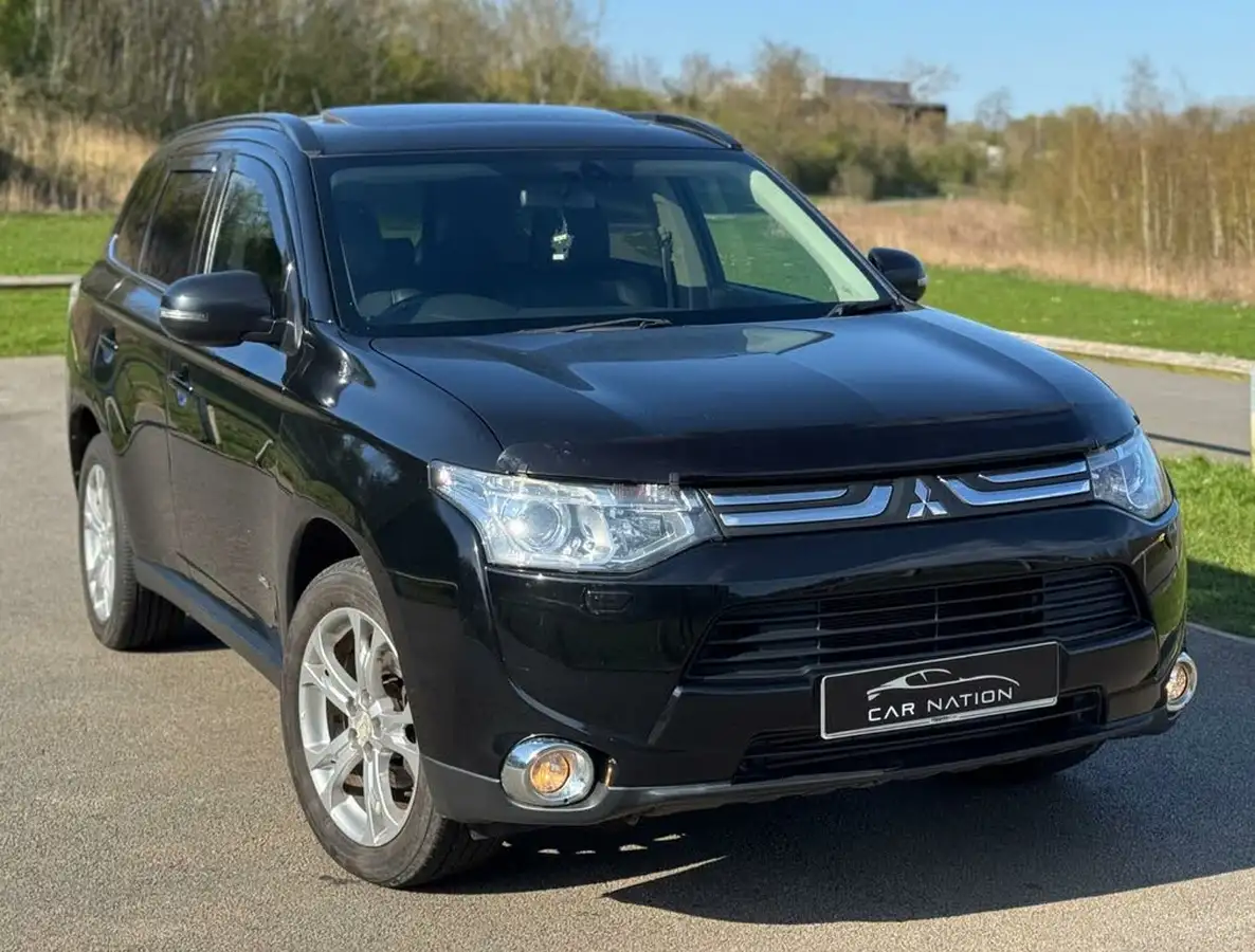 2014-mitsubishi-outlander-22di-d-gx4-big-0